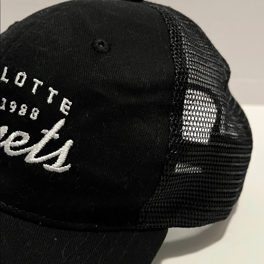 Charlotte Hornets Black SnapBack hat Men